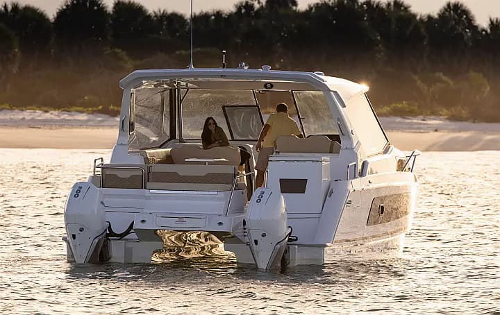 Aquila 36 Sport in Sardinia / Cannigione - Photo 5