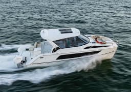 Aquila 36 Sport in Sardinia / Cannigione thumbnail 5