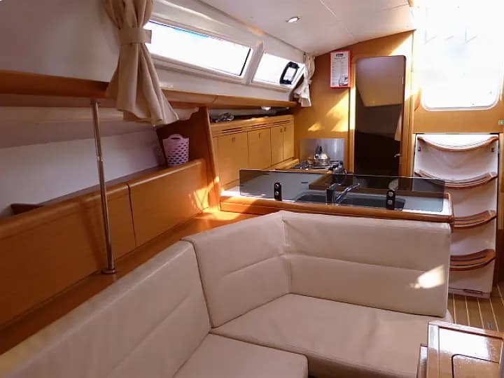 Sun Odyssey 36i in Fethiye / Ece Marina - Photo 5