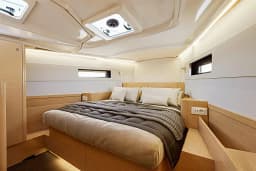 Sun Odyssey 415 in Nikiti - Chalkidiki / Nikiti thumbnail 3