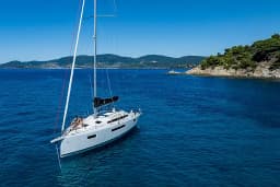 Sun Odyssey 415 in Nikiti - Chalkidiki / Nikiti thumbnail 6