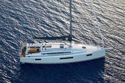 Sun Odyssey 415 in Nikiti - Chalkidiki / Nikiti thumbnail 7