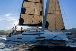 Sun Odyssey 415 in Nikiti - Chalkidiki / Nikiti thumbnail 9