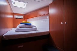 Bavaria Cruiser 51 in Trogir / ACI Marina Trogir thumbnail 8