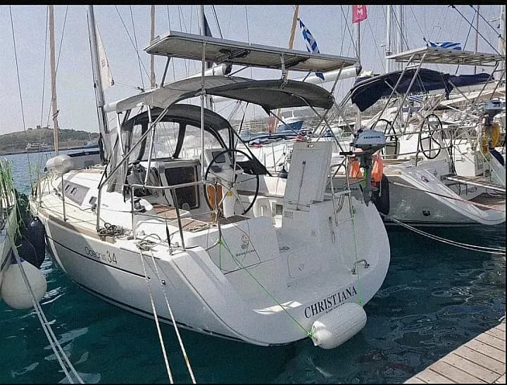 Oceanis 34 in Nea Peramos - Attica / Nea Peramos - Photo 4