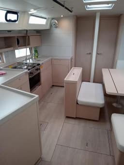 Oceanis 46.1 in Sicily / Furnari / Marina Portorosa thumbnail 18