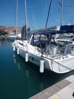 Oceanis 46.1 in Sicily / Furnari / Marina Portorosa thumbnail 5