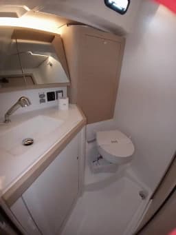 Oceanis 46.1 in Sicily / Furnari / Marina Portorosa thumbnail 7