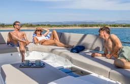 New 44 in Portimao / Marina de Portimao thumbnail 26