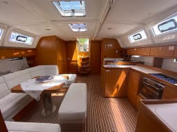 Bavaria Cruiser 51 in Castiglioncello / Marina Cala de' Medici thumbnail 19