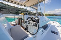 Lagoon 38 in Marseille / Corbieres Port thumbnail 5