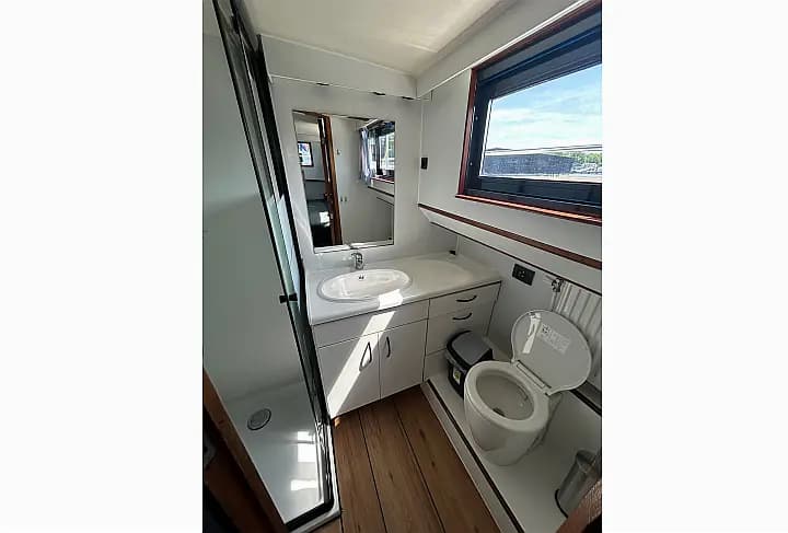 De Drait Safari Houseboat 1050 in Drachten / Jachthaven Drachten de Drait - Photo 5