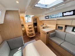Bavaria C38 in Fethiye / Yes Marina thumbnail 19