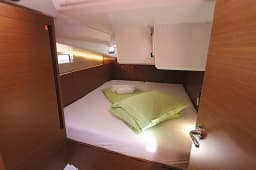 Sun Odyssey 490 in Lavrion Main Port thumbnail 15