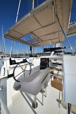 Lagoon 42 in Sukošan / D-Marin Dalmacija Marina thumbnail 13
