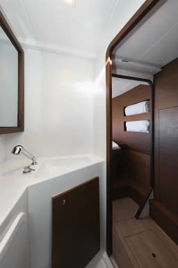 Lagoon 42 in Sukošan / D-Marin Dalmacija Marina thumbnail 53