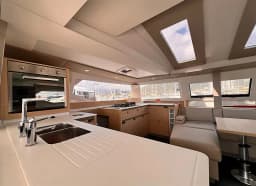 Elba 45 in Salerno / Marina d'Arechi thumbnail 6