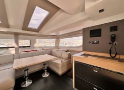 Elba 45 in Salerno / Marina d'Arechi thumbnail 8