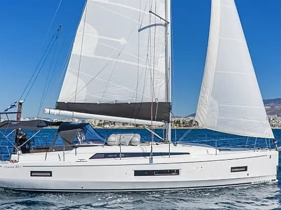 Oceanis 40.1 in Athens / Alimos Marina - Photo 1