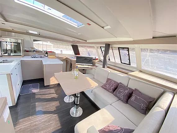 Astréa 42 in Fethiye / Yes Marina - Photo 3