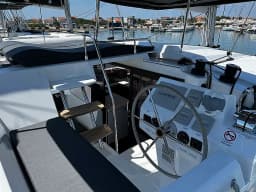 Astréa 42 in Pula / Marina Polesana thumbnail 3