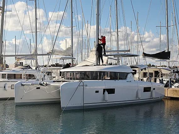 Lagoon 42 in Sukošan / D-Marin Dalmacija Marina - Photo 1