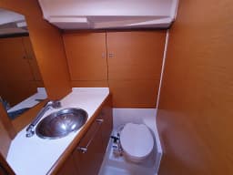 Sun Odyssey 409 in Koh Chang thumbnail 10