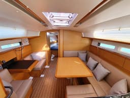 Sun Odyssey 409 in Koh Chang thumbnail 15