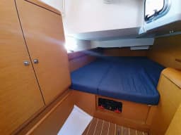 Sun Odyssey 409 in Koh Chang thumbnail 6