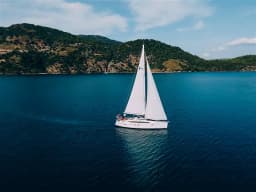 Bavaria Cruiser 46 in Fethiye / Yacht Classic Hotel thumbnail 8