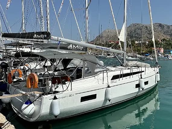 Oceanis 40.1 in Lefkada / D-Marin Marina Lefkas - Photo 1