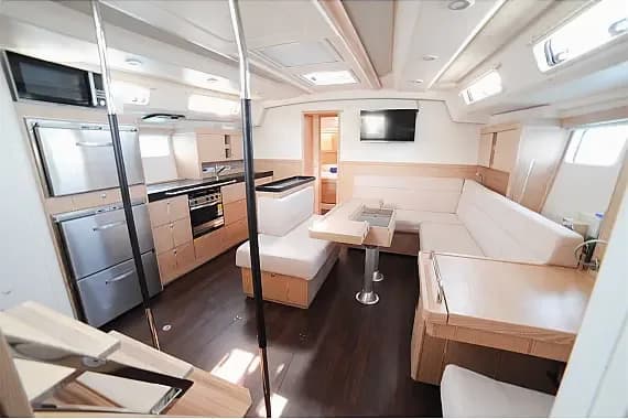 Hanse 505 in Ibiza / Marina Ibiza - Photo 3