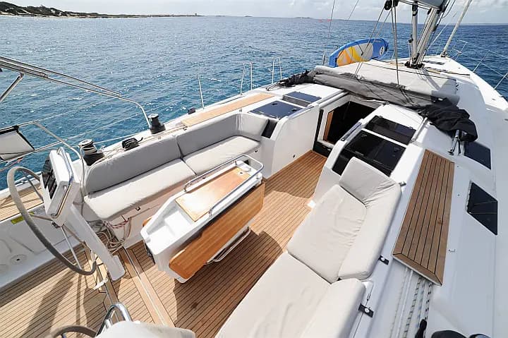 Hanse 505 in Ibiza / Marina Ibiza - Photo 4