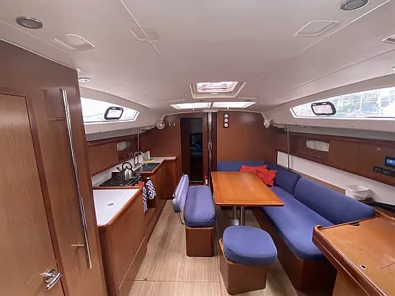 Oceanis 43 in Fethiye / Ece Marina - Photo 3