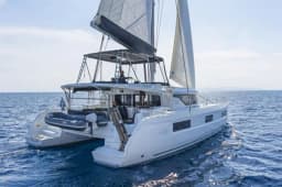 Lagoon 46 in Athens / Alimos Marina thumbnail 7