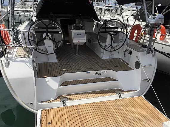 Bavaria Cruiser 46 in Skiathos - Photo 2