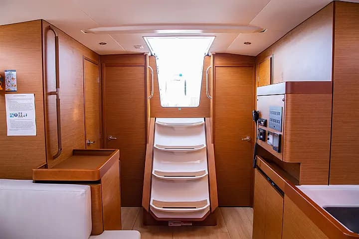 Sun Odyssey 490 in Corfu / Mpenitses / Marina Benitses - Photo 5