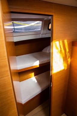 Sun Odyssey 490 in Corfu / Mpenitses / Marina Benitses thumbnail 8