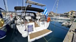 Hanse 458 in Lefkada / Port of Lefkas thumbnail 8