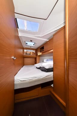 Dufour 470 in Zadar / Marina Zadar thumbnail 17