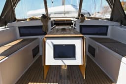 Dufour 470 in Zadar / Marina Zadar thumbnail 3