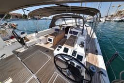 Dufour 470 in Zadar / Marina Zadar thumbnail 9