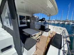 Lagoon 40 in Sardinia / Portisco / Cala dei Sardi thumbnail 8
