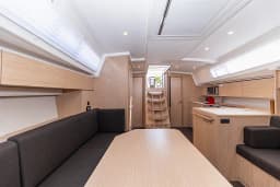 Bavaria C42 in Zadar / Marina Zadar thumbnail 11