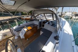Bavaria C42 in Zadar / Marina Zadar thumbnail 25