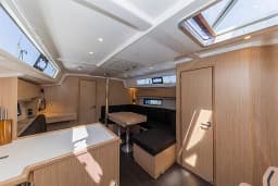 Bavaria C42 in Zadar / Marina Zadar thumbnail 7