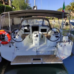Sun Odyssey 410 in Sicily / Furnari / Marina Portorosa thumbnail 3