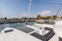 Lagoon 450 Fly in Athens / Alimos Marina thumbnail 14