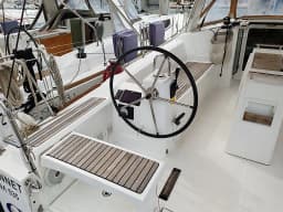 Oceanis 38.1 in Lefkada / Port of Lefkas thumbnail 14