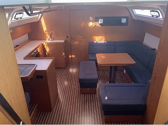 Bavaria Cruiser 51 in Lefkada / Marina Perigiali - Photo 3